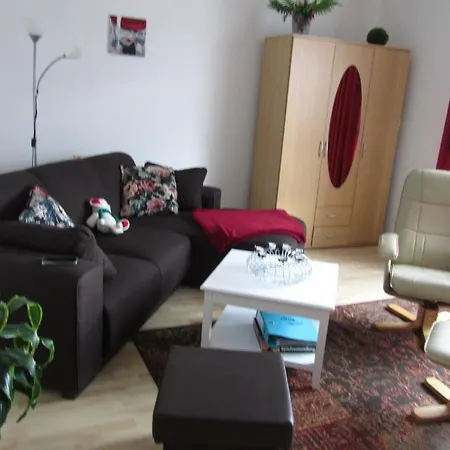 Apartment Im Erdgeschoss, Mit Terrasse