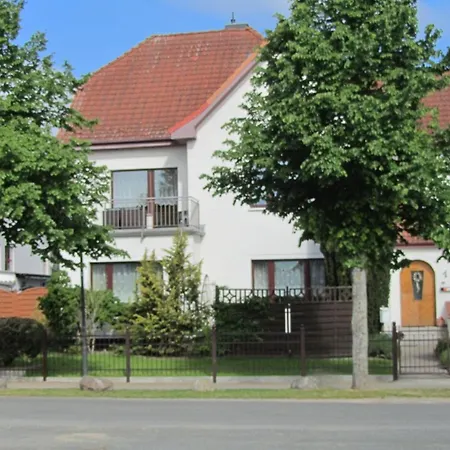 Im Erdgeschoss, Mit Terrasse